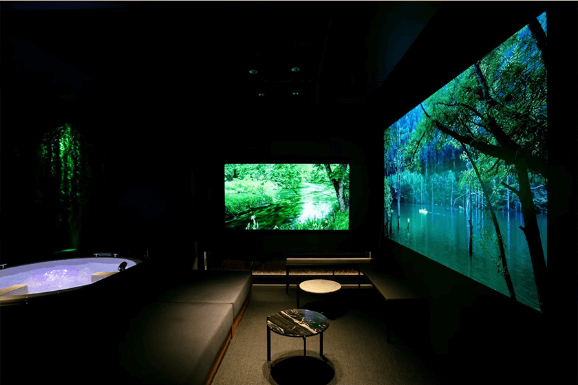 2022年サイネージ導入面積シェアNO.1メーカーを取扱い